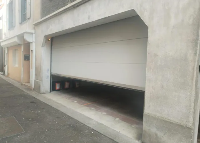 Appartements Avec Garage Prive - Latre Location
