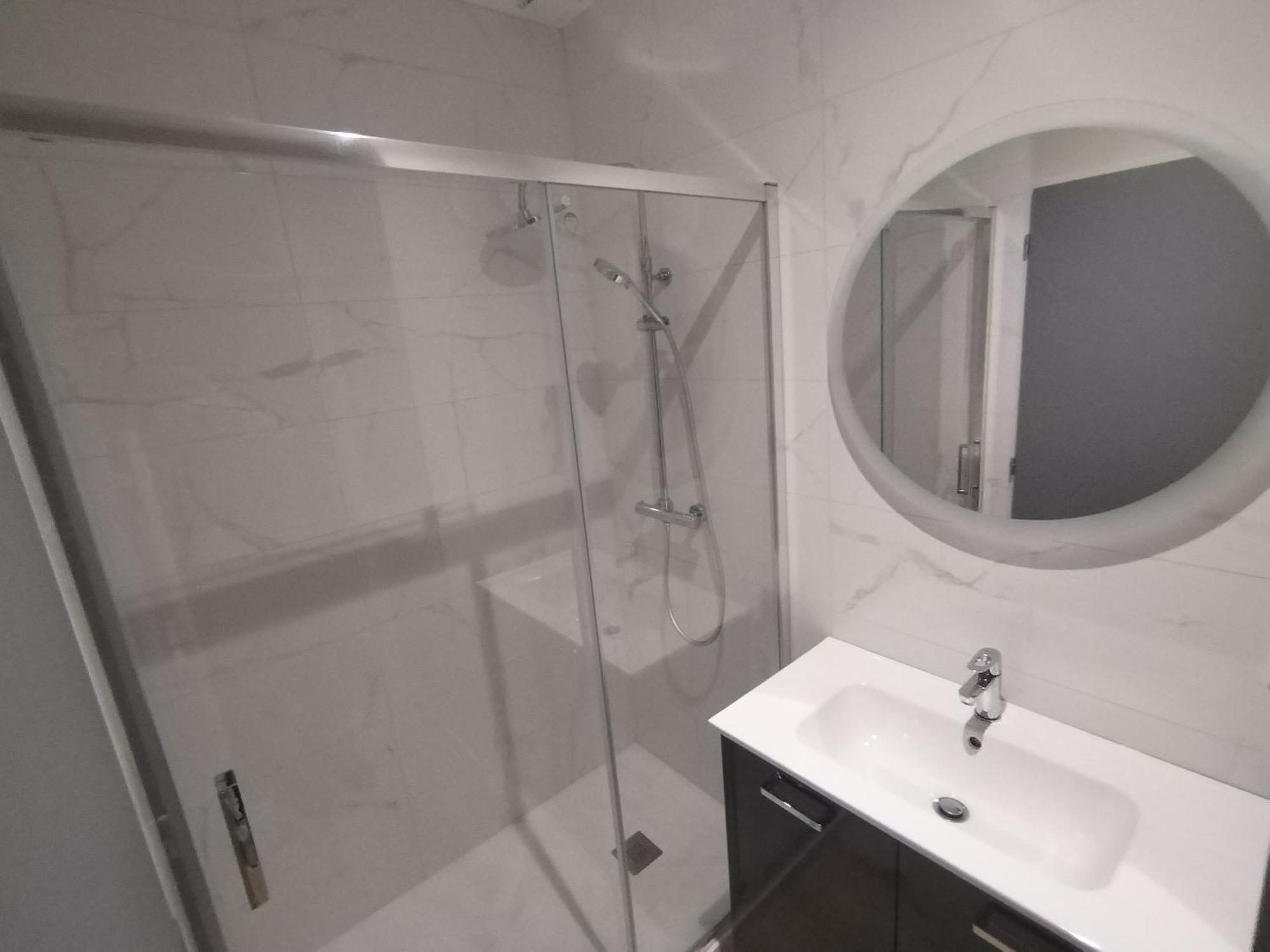 Apartment Avec Garage Prive - Latre Location