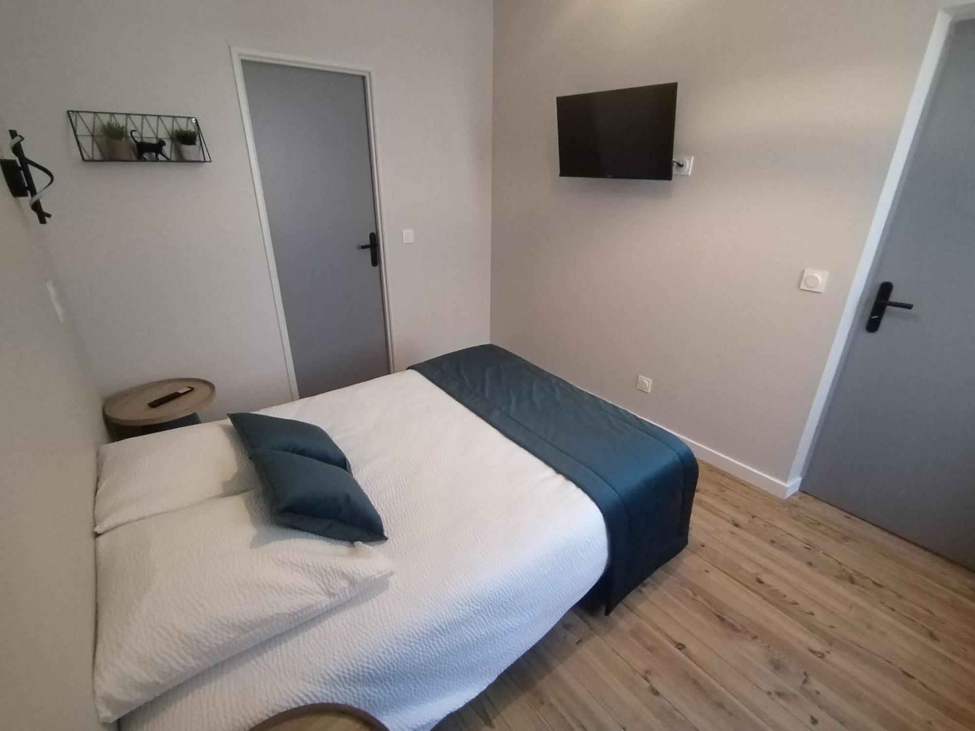 Avec Garage Prive - Latre Location Apartment